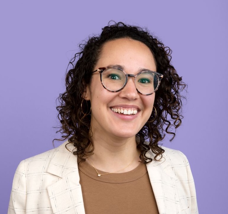 Anna Santiago